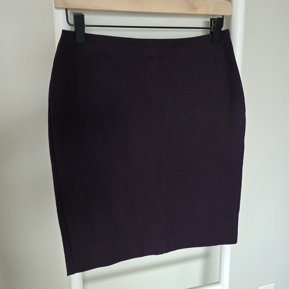 NWT Banana Republic Plum Pencil Skirt Size 0 Career Business Suit Separates